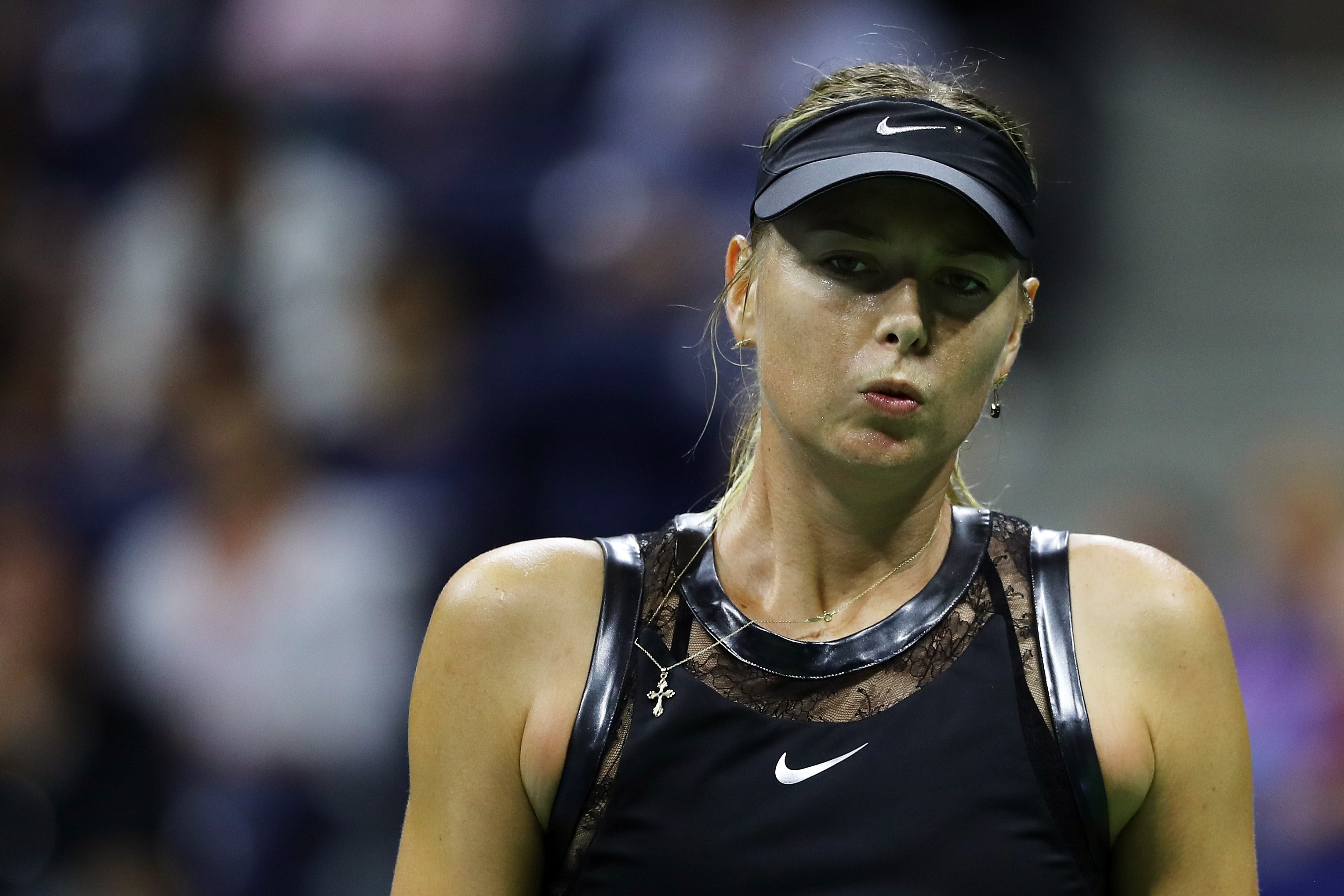 莎拉波娃回归赛场，连败首场状态亮眼，MAD观众沸腾！的简单介绍